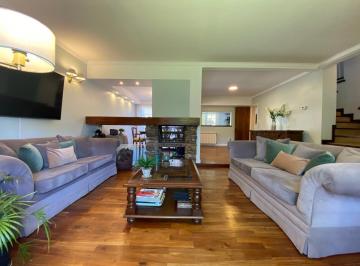 Casa · 6 Ambientes · Paunero 3500 - Los Troncos - Mar del Plata
