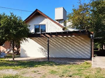 Casa · 253m² · 4 Cocheras · Venta Cabañas Villa General Belgrano 1 Dorm