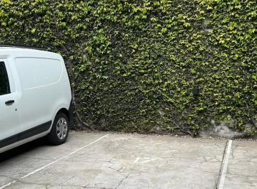 Garage · Venta de Cochera Descubierta en Boedo