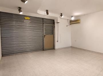 Depósito · 176m² · Alquiler Deposito Paternal Varios Rubros Sobre Av