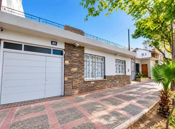 Casa de 5 ambientes, Ciudad de Mendoza · Oportunidad! Venta Casa Quinta Seccion Ciudad en Pb 2dorm