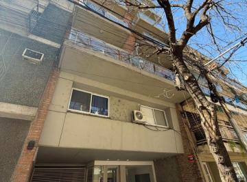 Departamento de 1 ambiente, Rosario · Monoambiente Grande Divisible en Alquiler – Alem 1671