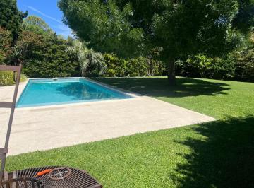 Casa · 290m² · 6 Ambientes · 3 Cocheras · El Lucero Casa Alquiler Enero - Cuan Propiedades