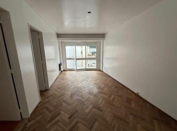 Departamento · 76m² · 4 Ambientes · Departamento en Alquiler 4 Ambientes en Recoleta, Amplio y Luminoso