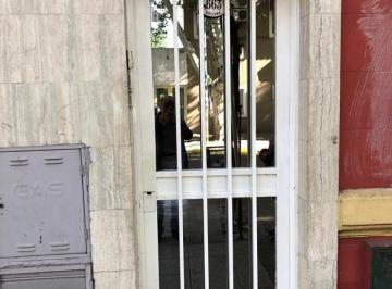 Casa · 40m² · 2 Ambientes · Casa en Alquiler - Merlo