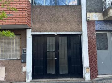 PH · 64m² · 2 Ambientes · 1 Cochera · PH en La Plata