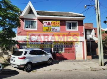 DCI-DCI-871_2 · Casa Tipo Chalet con Parque Piscina y Quincho