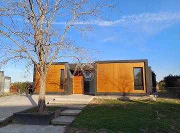 Casa · 234m² · 5 Ambientes · 3 Cocheras · Casa en Venta en El Cantón Golf, El Cantón, Escobar