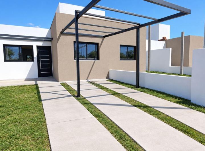 Casa · 70m² · 3 Ambientes · 1 Cochera