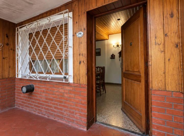 Casa · 100m² · 3 Ambientes · 1 Cochera