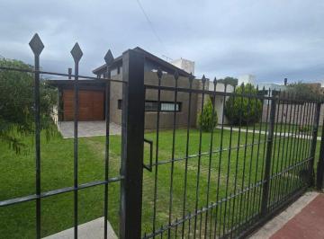 Casa · 150m² · 4 Ambientes · 2 Cocheras · Venta Casa 2dor Nuevo Rio Ceballos Cba Apt Credito