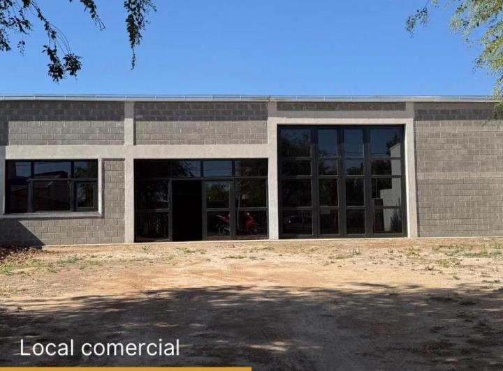 Local comercial · 229m² · 1 Ambiente