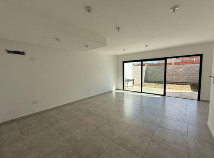 Casa · 115m² · 5 Ambientes