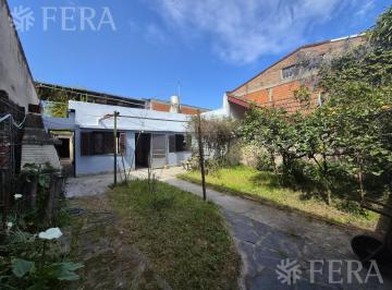 PH · 88m² · 3 Ambientes · 1 Cochera · Venta PH 3 Ambientes con Patio en Bernal Oeste