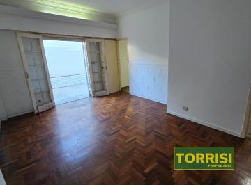 Departamento · 59m² · 3 Ambientes · Venta Tipo PH 3amb C/patio 77 m² Escalada 1700 P. Avellaneda