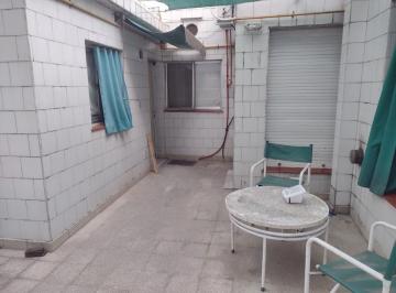 PH de 4 ambientes, Lomas de Zamora · Casa en PH