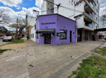 Local comercial de 2 ambientes, La Plata · Local en Alquiler en La Plata! Av25 Esquina 48!