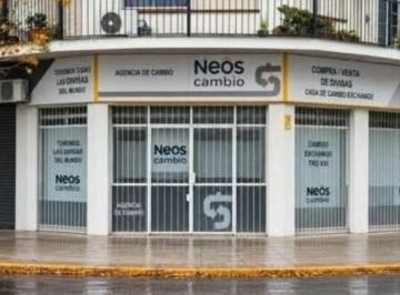 SPC-SPC-194_2 · Excelente Local Comercial en Esquina Pleno Centro de Monte Grande