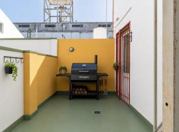 PH · 110m² · 5 Ambientes · PH con Patio y Terraza Propia - 4 Dorm.