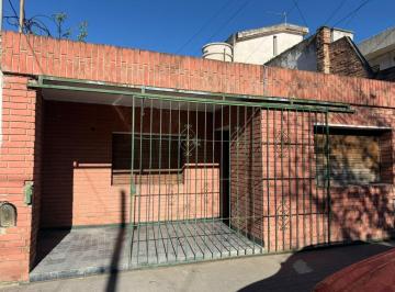 Casa · 96m² · 3 Ambientes · Propiedad en Venta