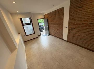Casa · 65m² · 3 Ambientes · Alquiler 12/24 Meses - Dúplex - San Carlos a Cuadras de Guemes