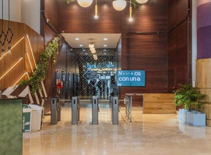 Oficinas en alquiler — RealXpertAI