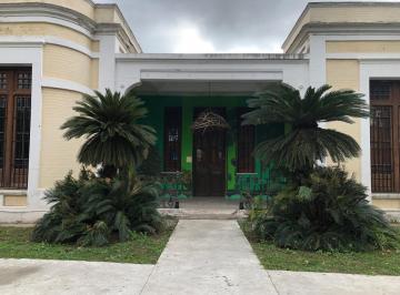 Casa · 550m² · 7 Ambientes · 25 Cocheras · Alquiler Casona Antigua Av Hipólito Yrigoyen (Av Costanera) 81 Esquina Alsina - Villa Allende Cen