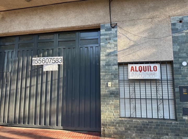 Local comercial · 240m² · 10 Cocheras