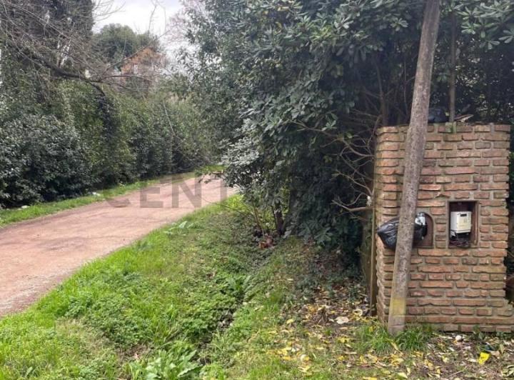 Terreno · 1089m²