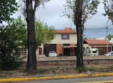 Departamento · 90m² · 4 Ambientes · 1 Cochera · Depto en Alquiler 2 Dorm. con Cochera - Las Heras