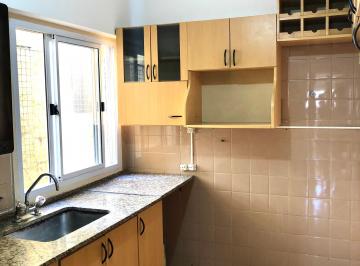 Departamento de 4 ambientes, Belgrano · Departamento de 4 Ambientes con Balcón Corrido Muy Luminoso