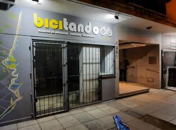 Local comercial · 64m² · 1 Ambiente · Venta Local con Renta Sobre Av Colón
