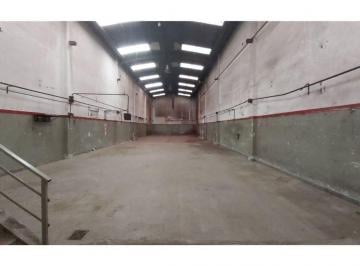 Bodega-Galpón · 300m² · Importante Galpon en Zona Industrial