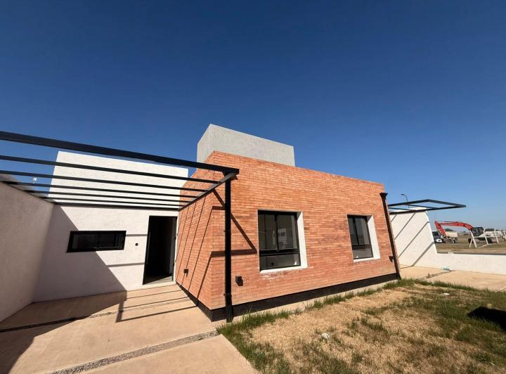 Casa · 76m² · 3 Ambientes