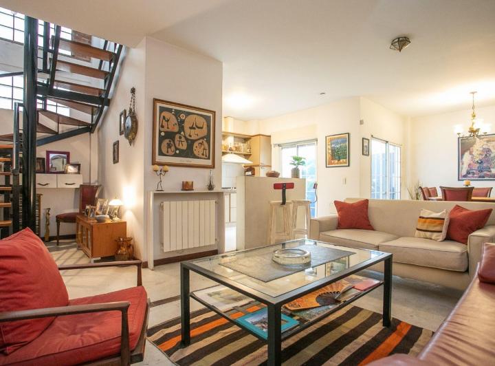 PH · 180m² · 5 Ambientes · 1 Cochera