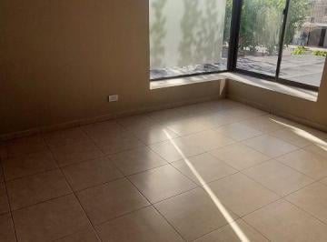 Departamento de 6 ambientes, Guaymallén · A Una Cuadra de Azcuenaga y Gutierrez, Próximo Al Club de Campo y Club Alemán