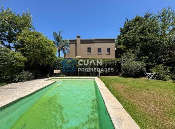Casa · 191m² · 4 Ambientes · 4 Cocheras · Casa en Alquiler Saint Matthews - Cuan Propiedades