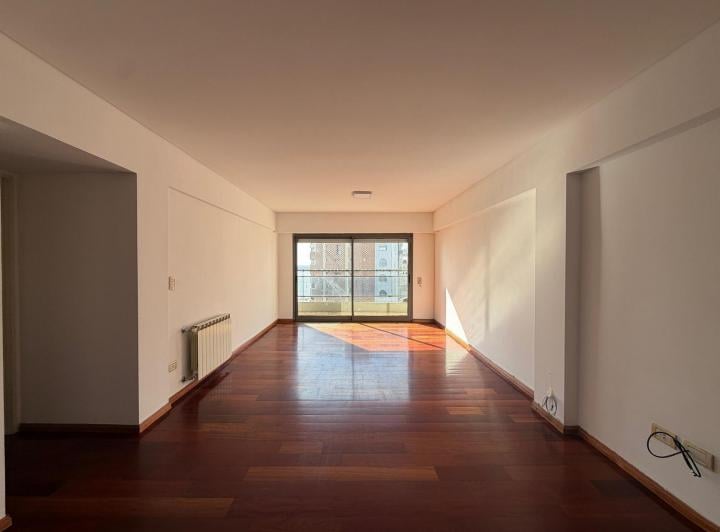 Departamento · 140m² · 4 Ambientes · 1 Cochera