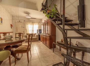 PH · 69m² · 4 Ambientes · 1 Cochera · Excelente PH Duplex en Olivos!