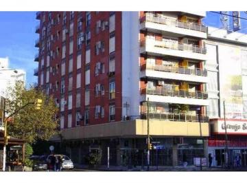 NBD-NBD-69_2 · *depto. 2 Amb. Al Frente Refaccionado *edificio con Seguridad 24 Hs. *apto Profesional