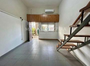 Local comercial · 22m² · 1 Ambiente · Monoambiente Local Planta Baja Al Frente Apto Comercial en Ituzaingó Sur