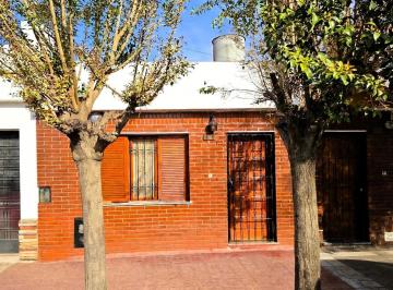PH de 3 ambientes, Córdoba · Especial Para Inversion, PH con Renta en Barrio Zumaran
