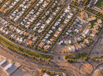 Terreno , Ciudad de Mendoza · Venta Lote en Barrio Dalvian