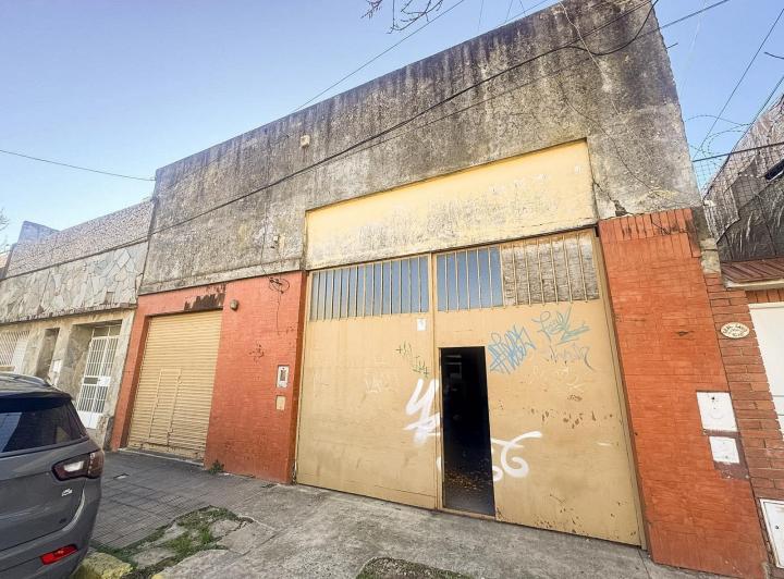 Depósito · 155m² · 2 Ambientes