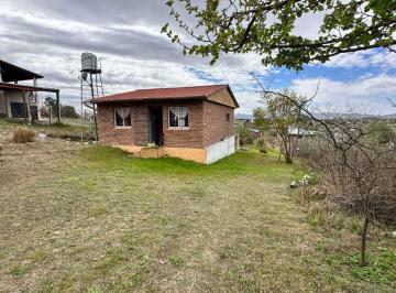 Casa · 77m² · 3 Ambientes · 1 Cochera · Casa en Tanti con Vistas a Las Sierras