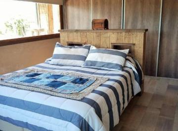 Casa · 110m² · 3 Ambientes · 2 Cocheras · Alquiler en San Martin de Los Andes!