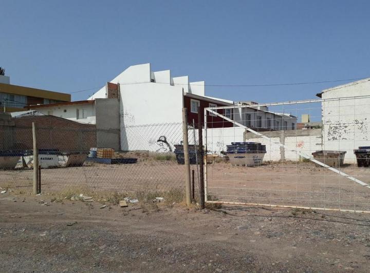 Terreno · 125m²