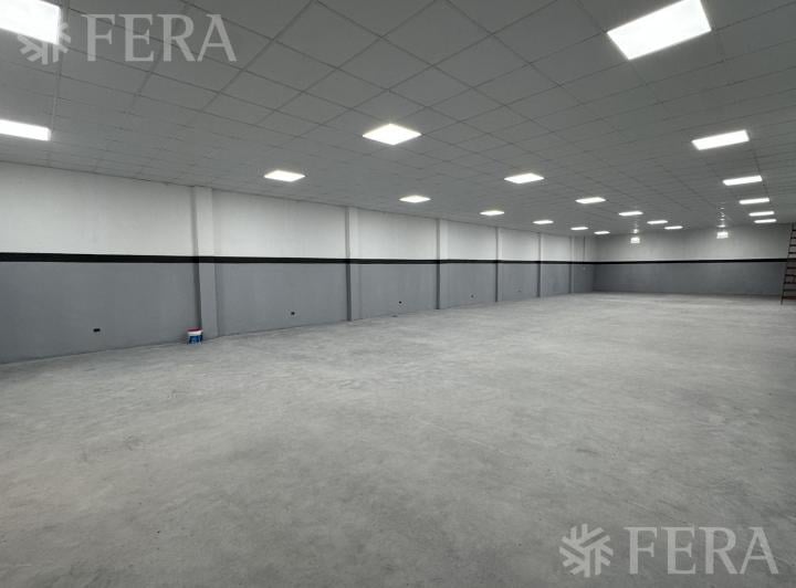Bodega-Galpón · 353m²