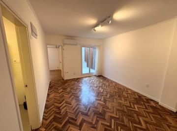 Departamento · 39m² · 2 Ambientes · Alquiler Apto 1 Dorm + Patio Parque Batlle