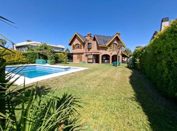 Casa · 200m² · 4 Ambientes · 1 Cochera · Casa Chalet en Alquiler en Campo Chico, Pilar, G. B. a. Zona Norte